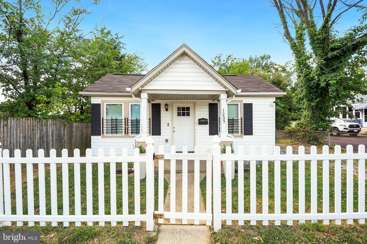 1205 Kayak Avenue - Photo 1