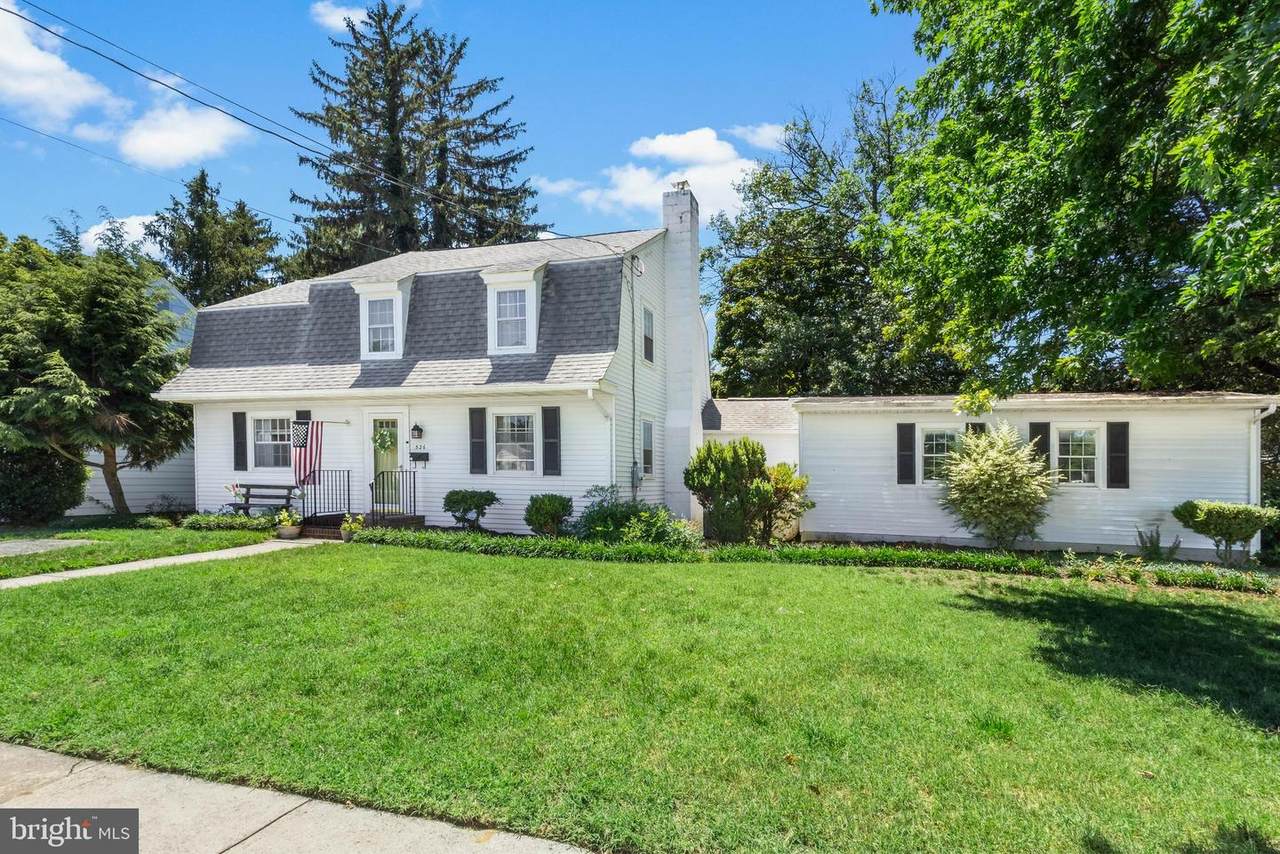 526 Shipley Street - Photo 1