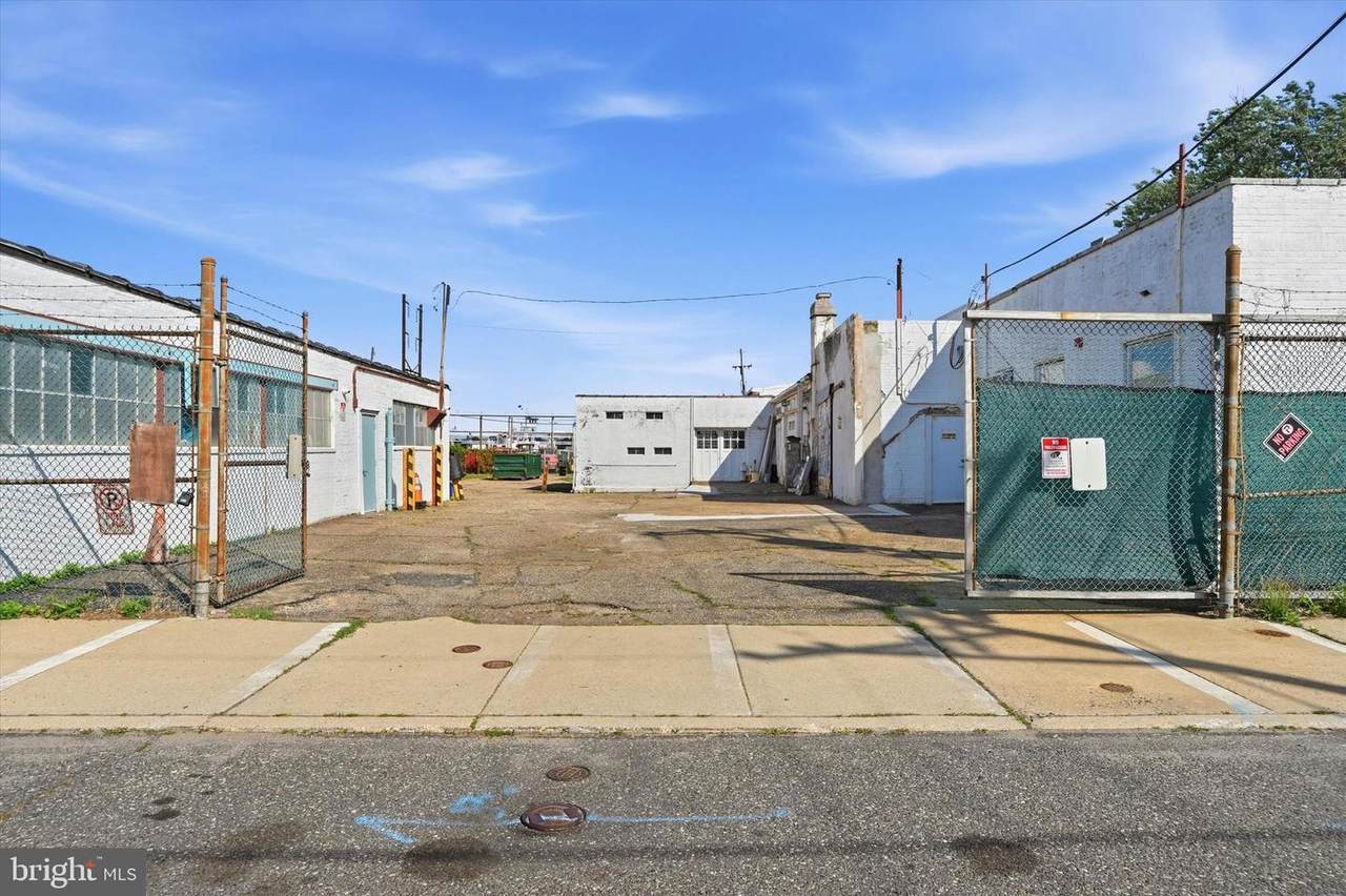 4821 Garden Street - Photo 1