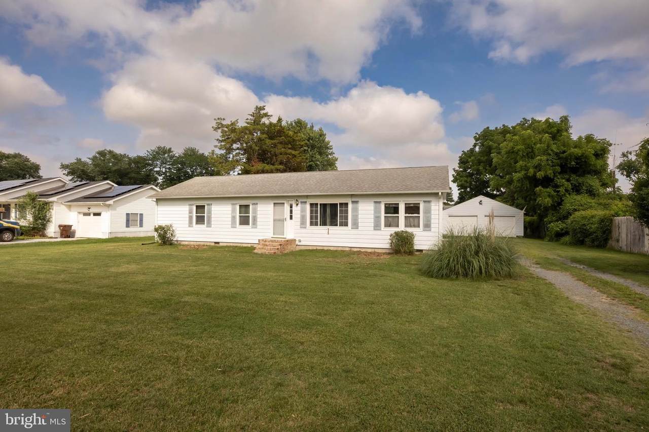 https://bt-photos.global.ssl.fastly.net/brightmls/1280_boomver_1_805084776314-2.jpg