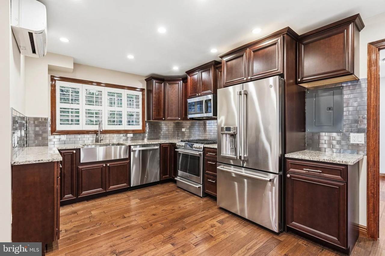 5138 12TH Street - Photo 1