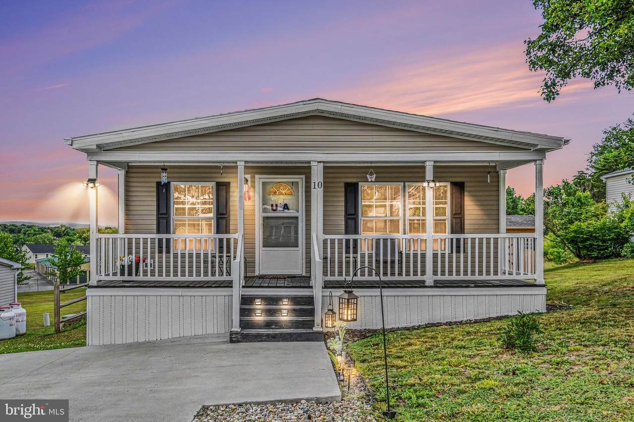 10 Northview Drive - Photo 1