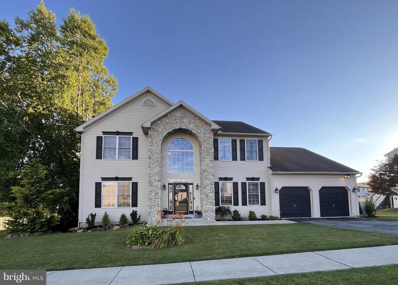 21 Shelly Drive - Photo 1