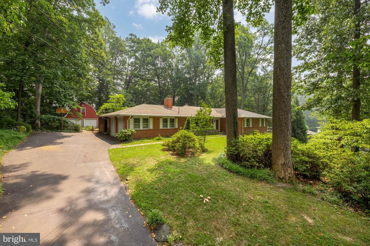 7201 Pyle Road - Photo 1