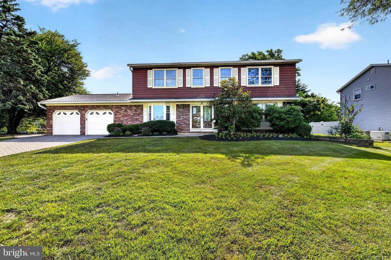 30 Hamilton Lane - Photo 1