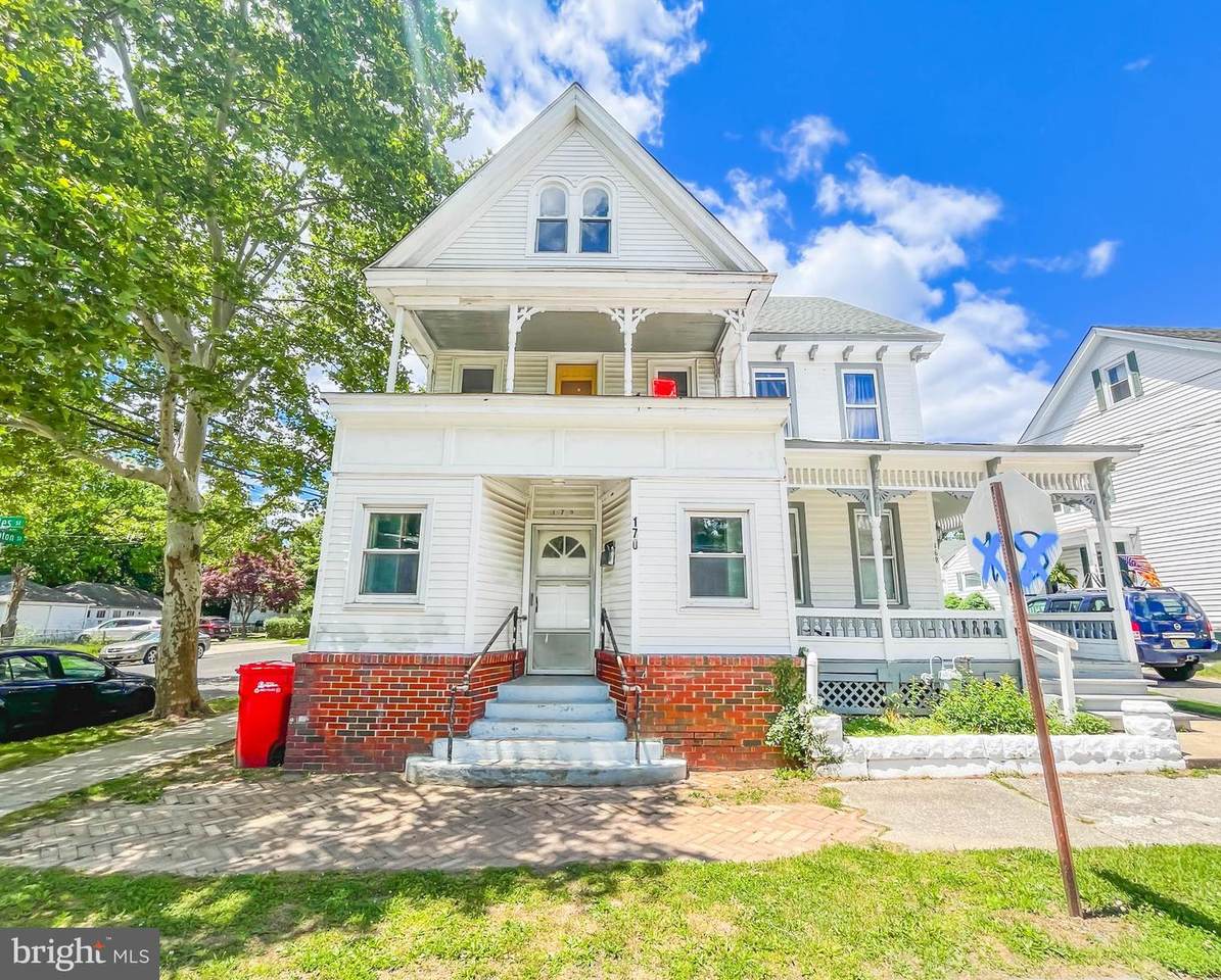 170 Giles Street - Photo 1