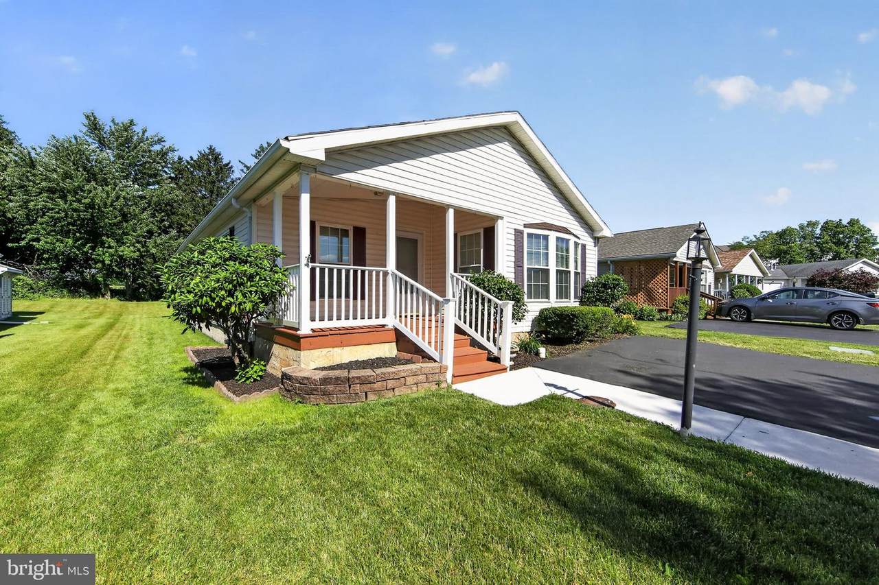 118 Dyer Court - Photo 1