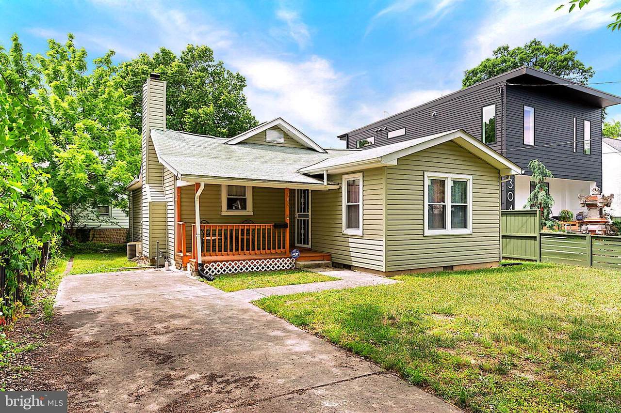 302 Quackenbos Street - Photo 1