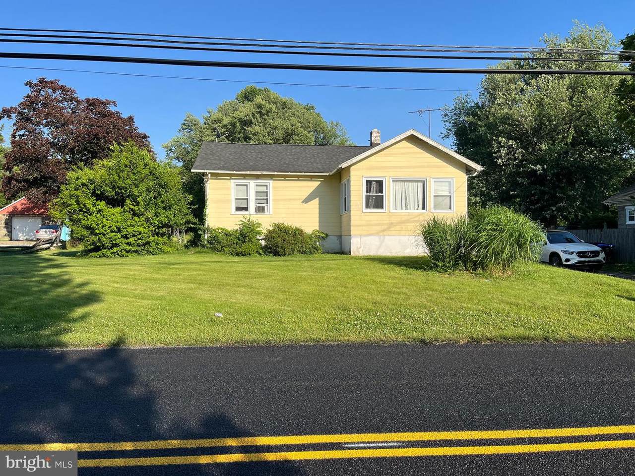 1837 Larkin Road - Photo 1