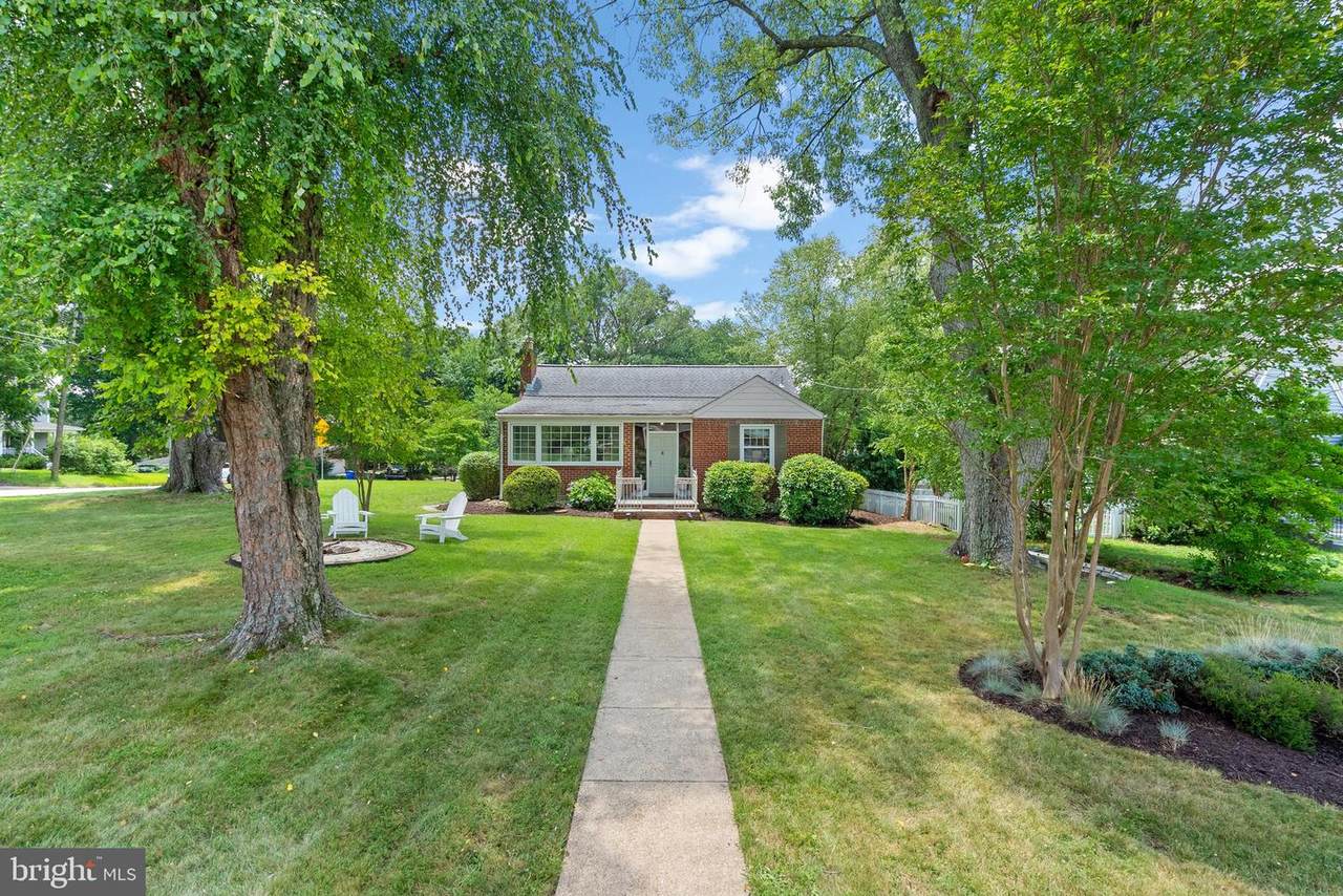 4301 Agnew Avenue - Photo 1