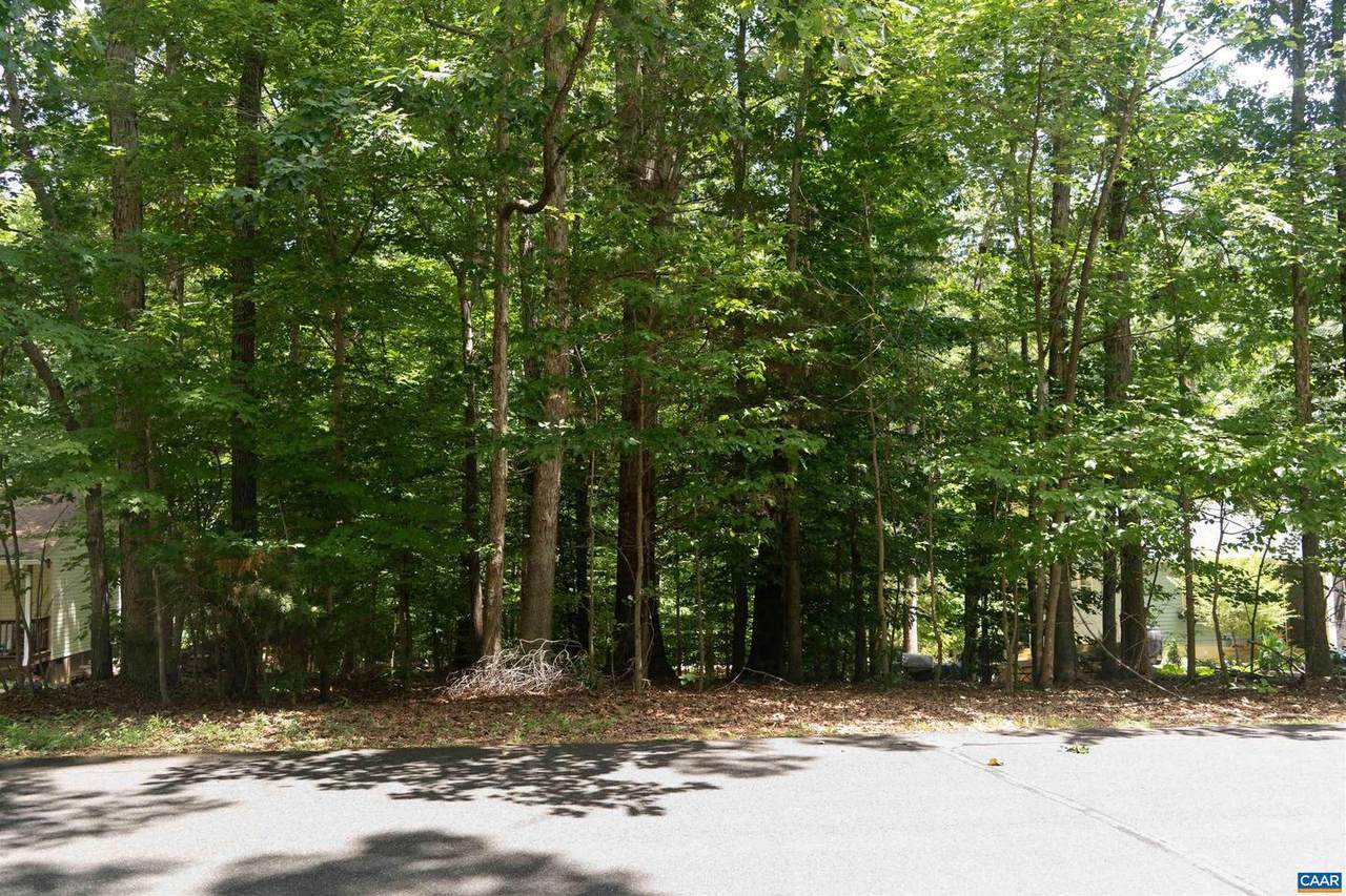 69 Bolling Cir - Photo 1