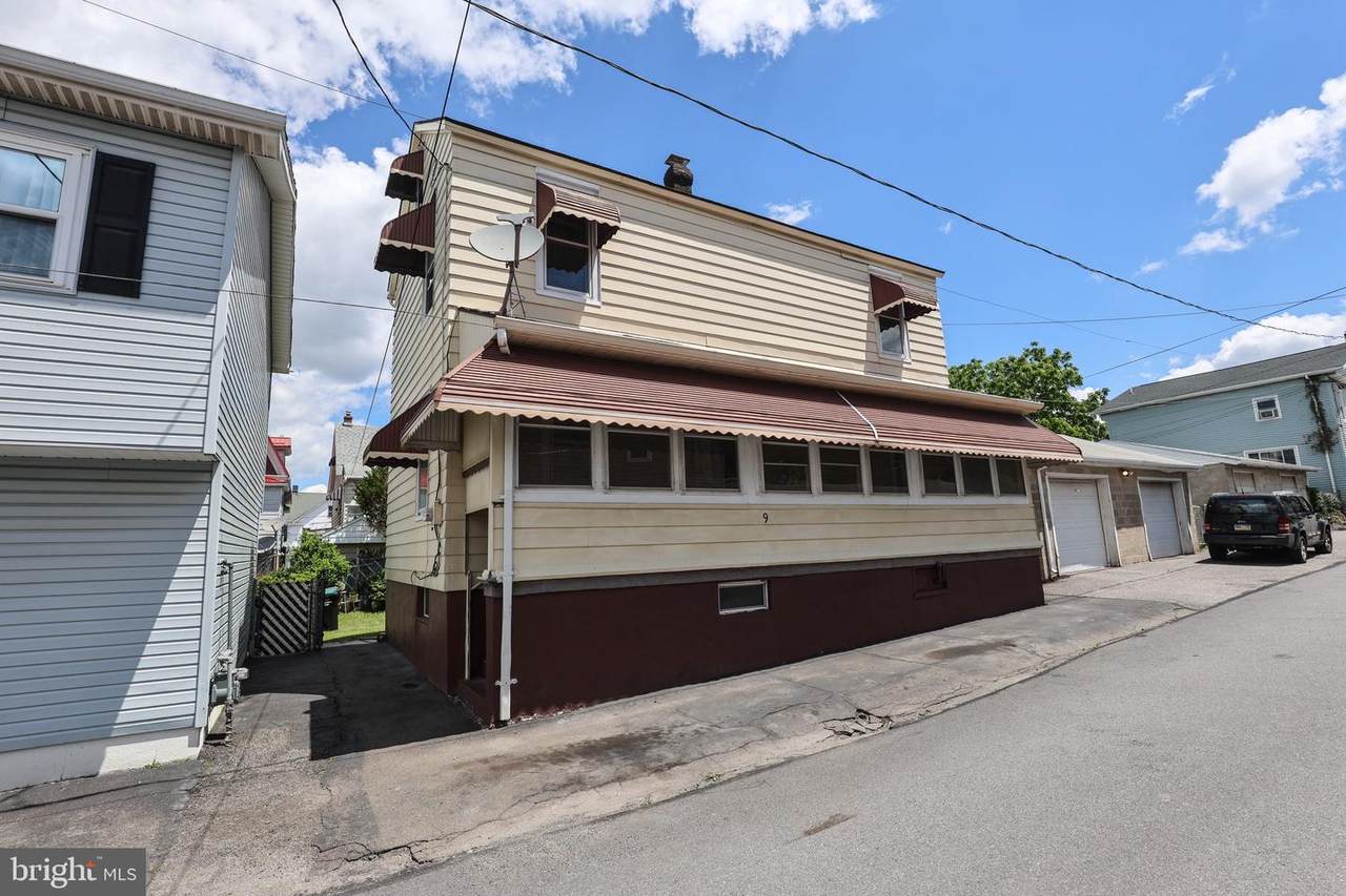 9 Hemlock Street - Photo 1