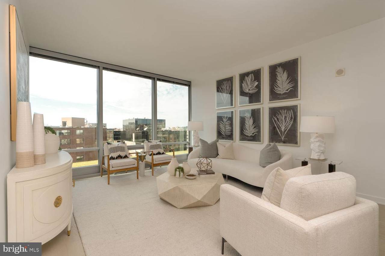 1111 24TH Street - Photo 1