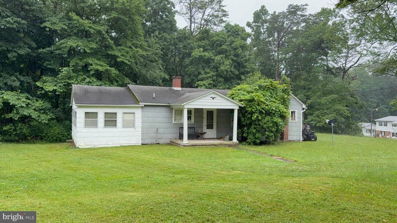 8423 Paw Paw Road - Photo 1