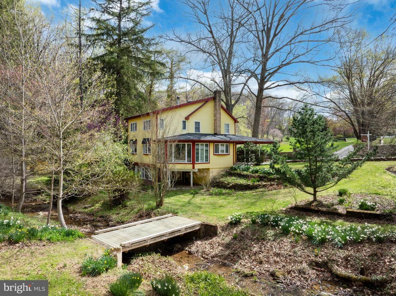 9980 Douglas Road - Photo 1