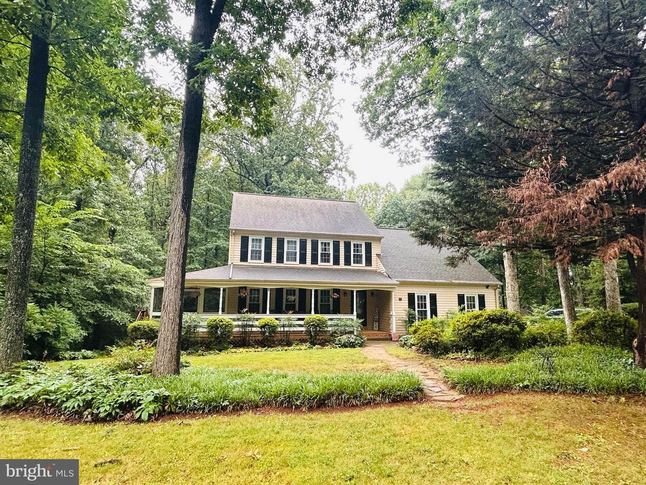 4405 Lakewood Drive - Photo 1