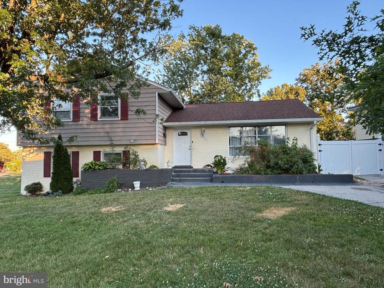 12911 Paca Drive - Photo 1