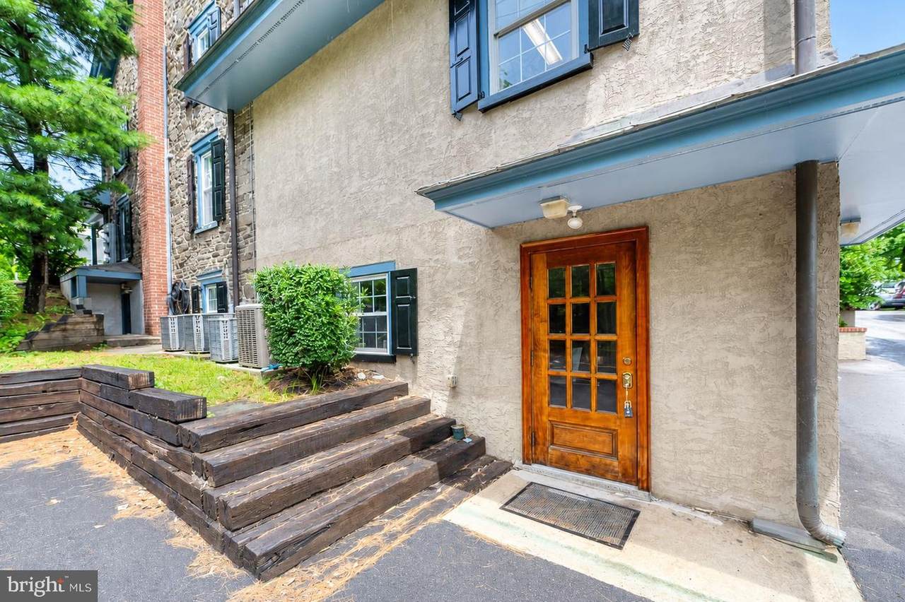 136 2ND Avenue - Photo 1
