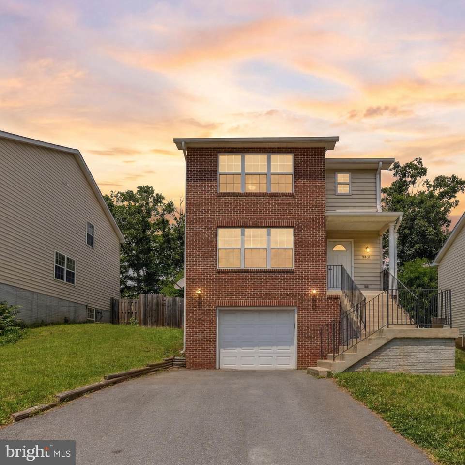 9512 Mckinley Avenue - Photo 1