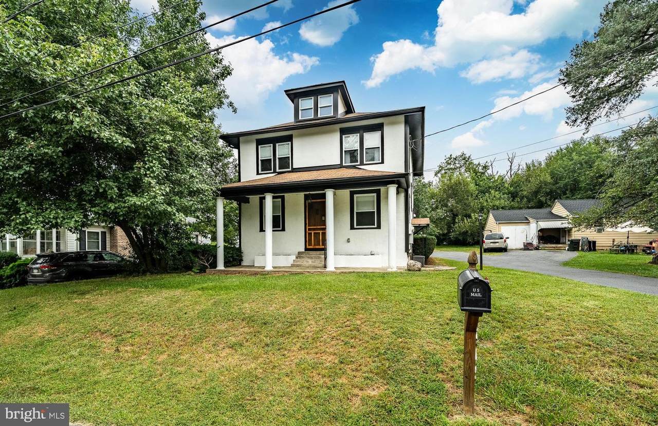 2043 Stonecrest Drive - Photo 1