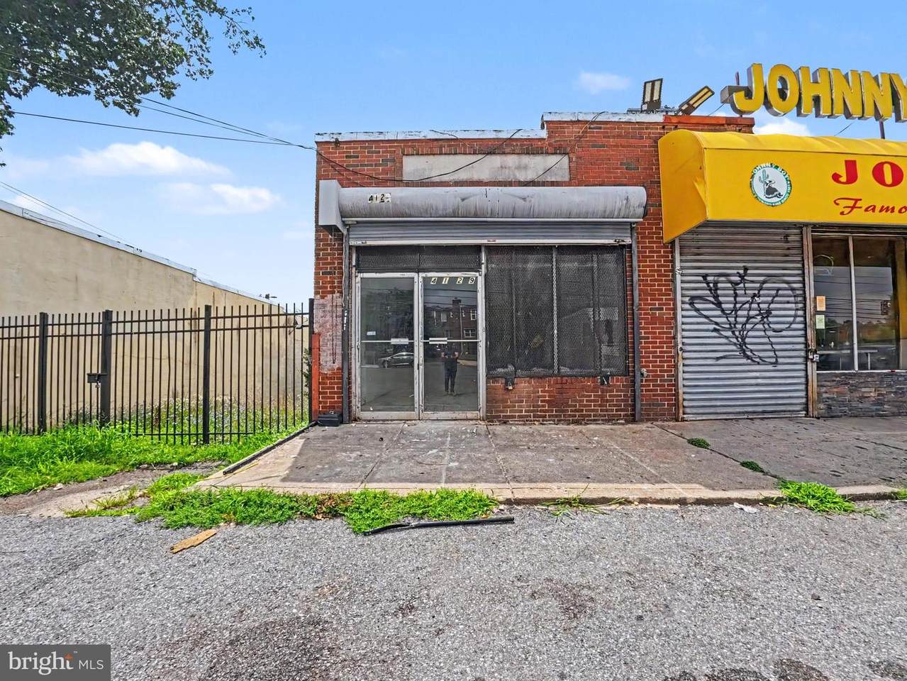 4129 Southern Avenue - Photo 1