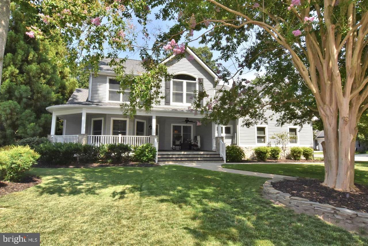 423 Seagull Drive - Photo 1
