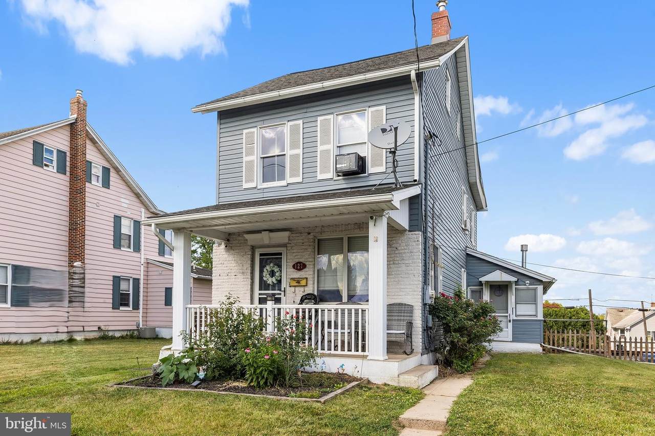 127 4TH Street - Photo 1