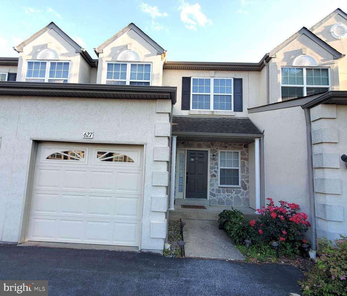 627 Fawn Circle - Photo 1