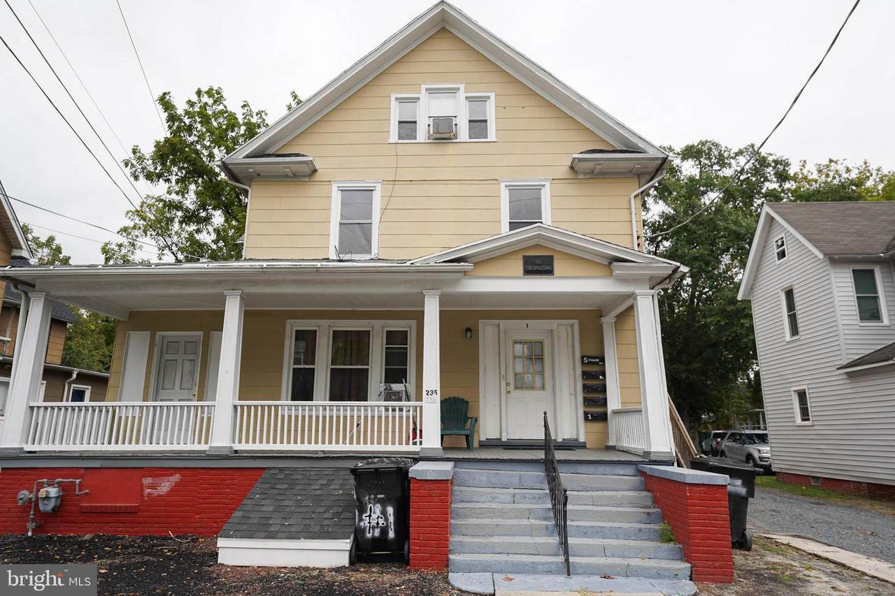 235 Newton Street - Photo 1