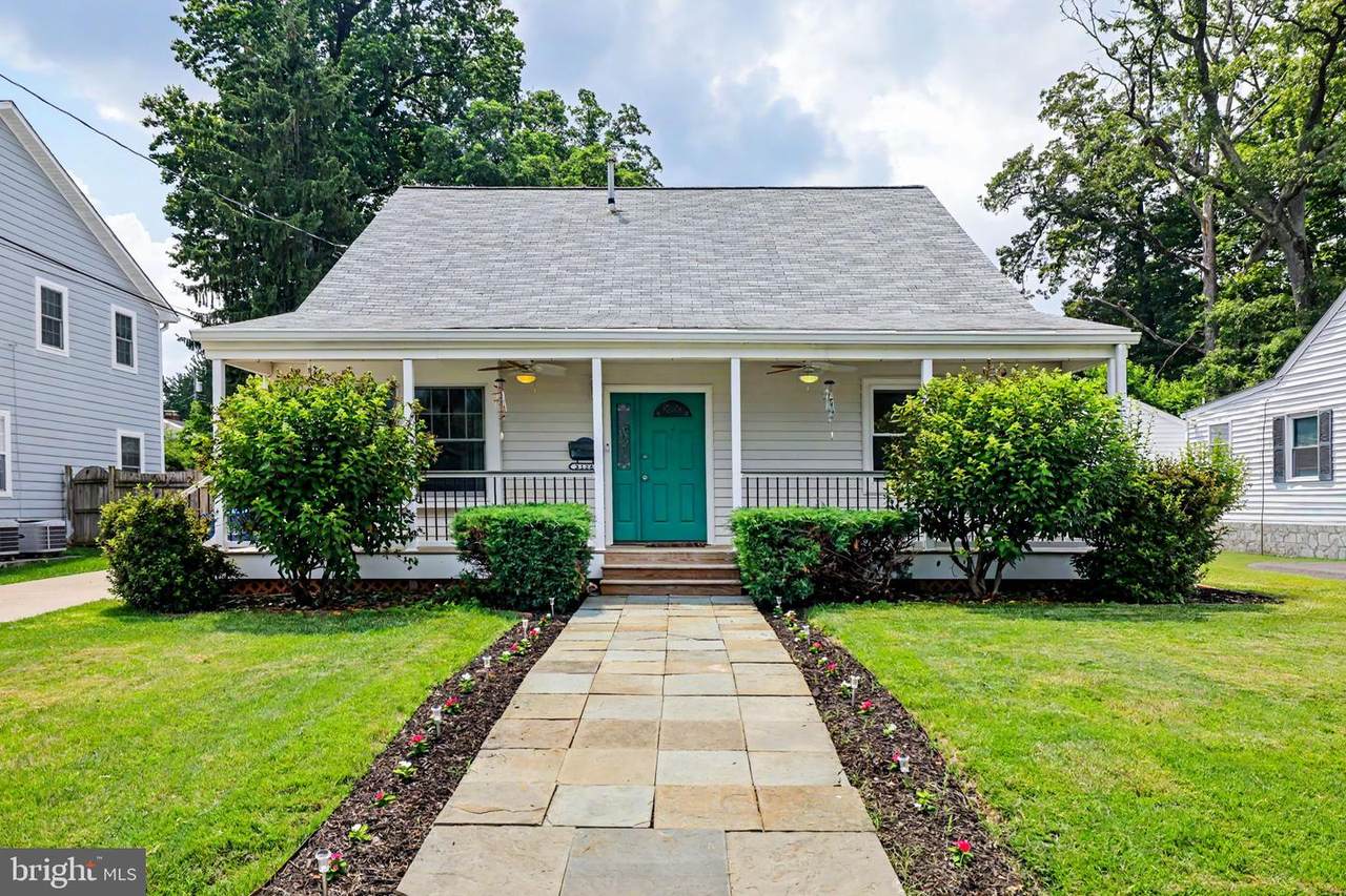 3128 Wayne Road - Photo 1