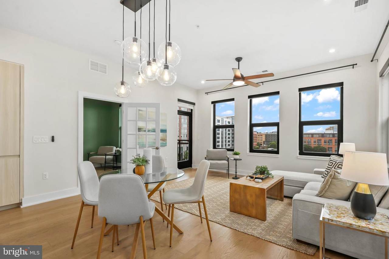 701 Swann Avenue - Photo 1