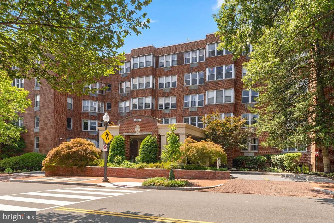 2500 Q Street - Photo 1