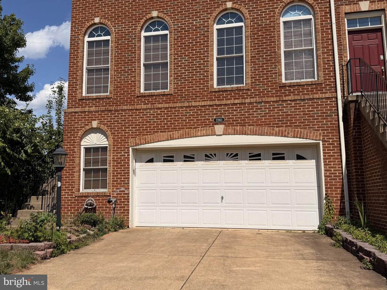 22611 Welborne Manor Square - Photo 1