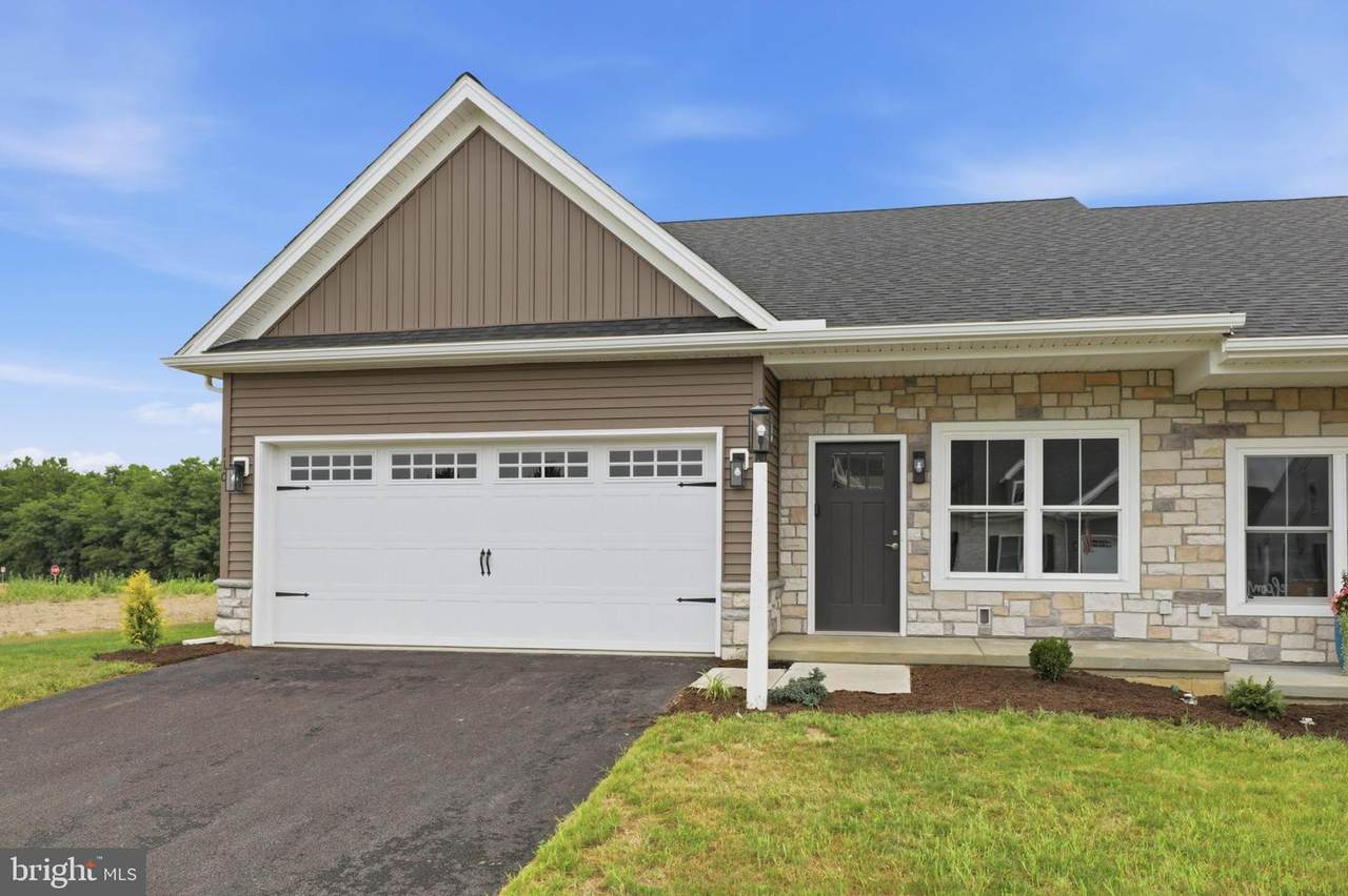 234 Pilgrim Drive - Photo 1