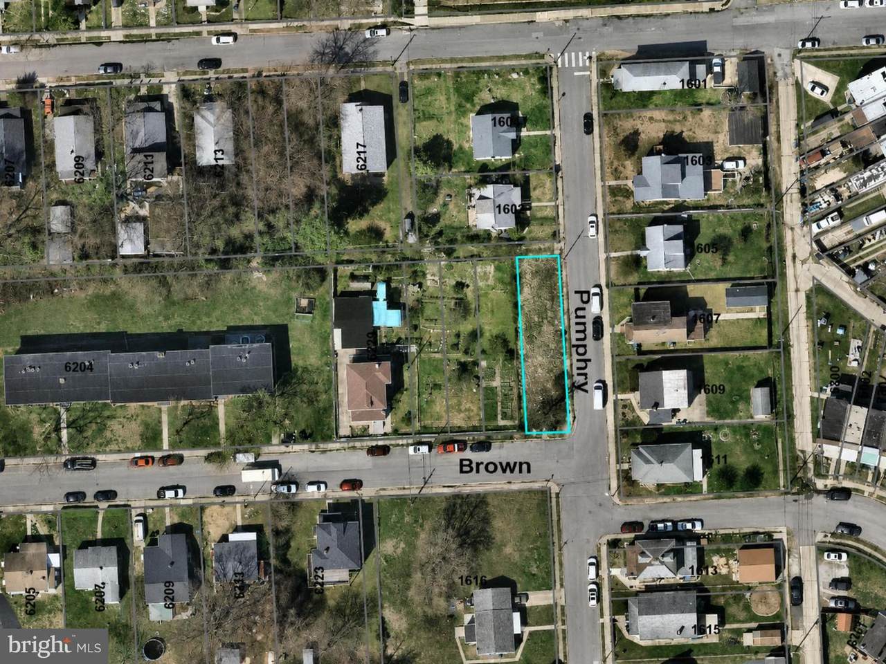  Brown Ave - Photo 1
