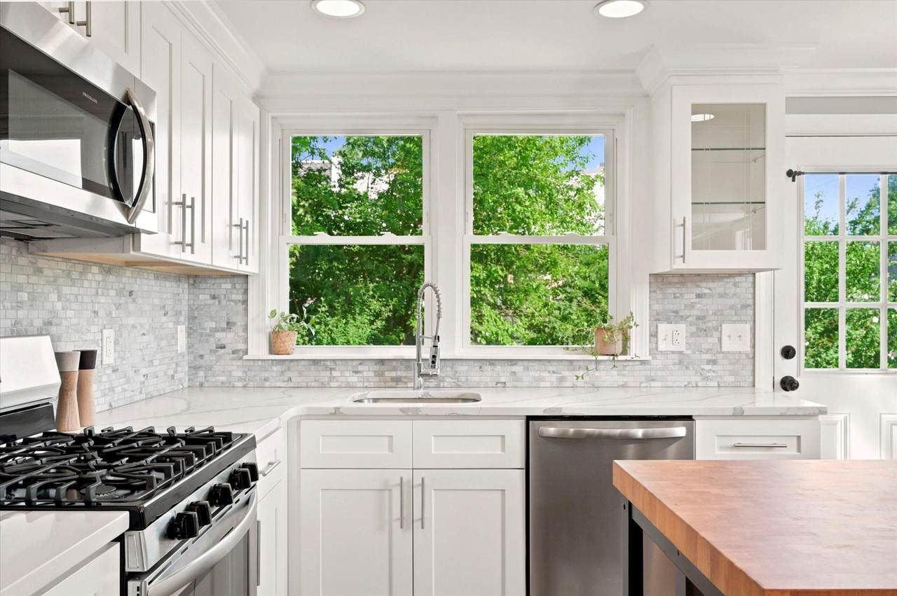 333 Pleasant - Photo 1