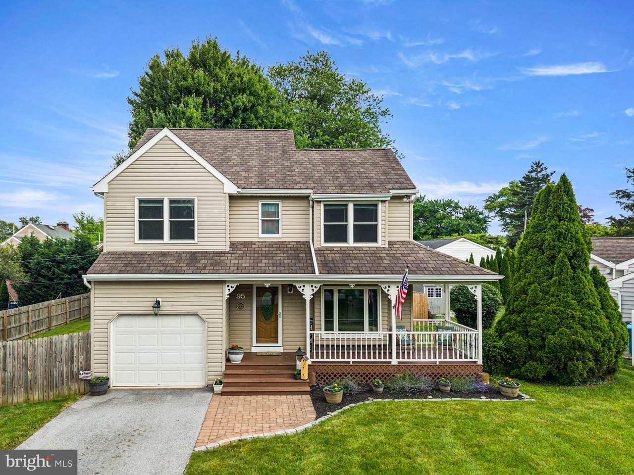 95 Greenview Drive - Photo 1
