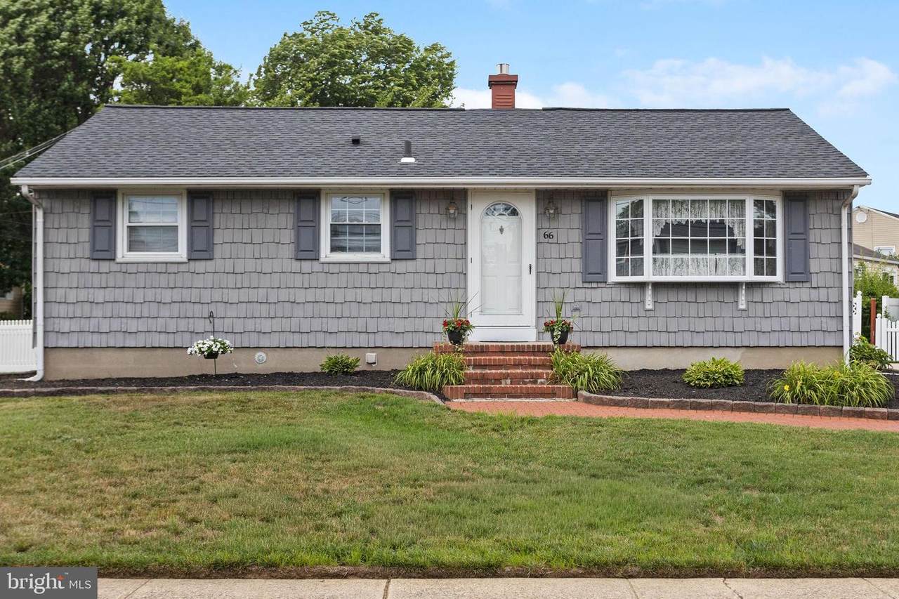 66 Englewood Boulevard - Photo 1