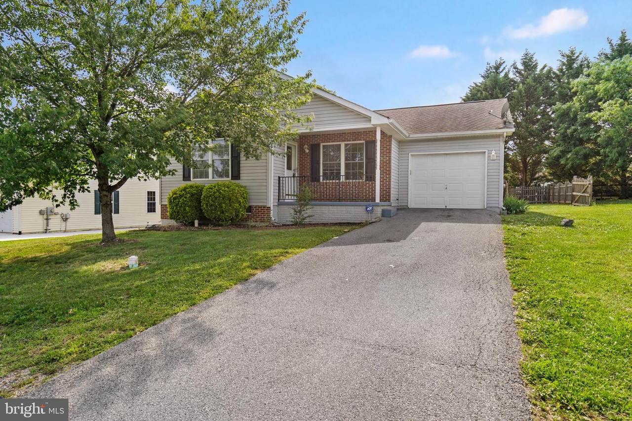 227 Coralberry Drive - Photo 1