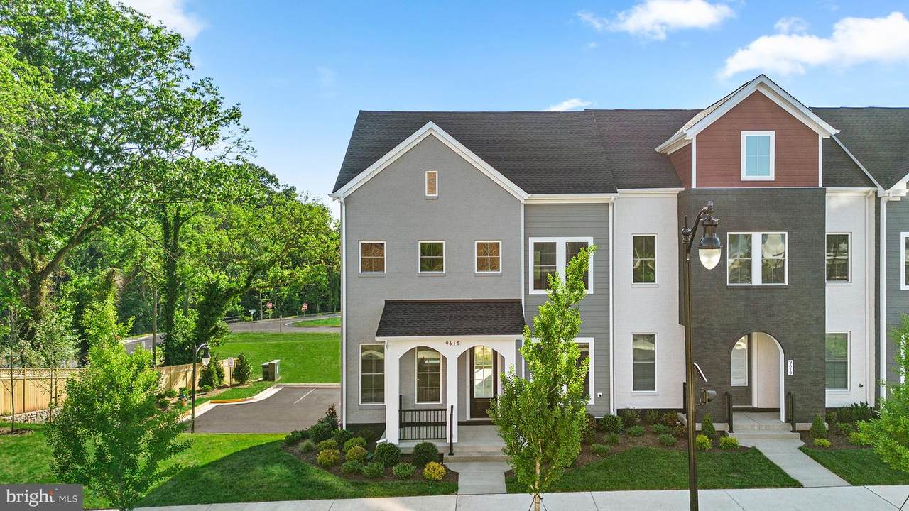 2 Grant Avenue - Photo 1