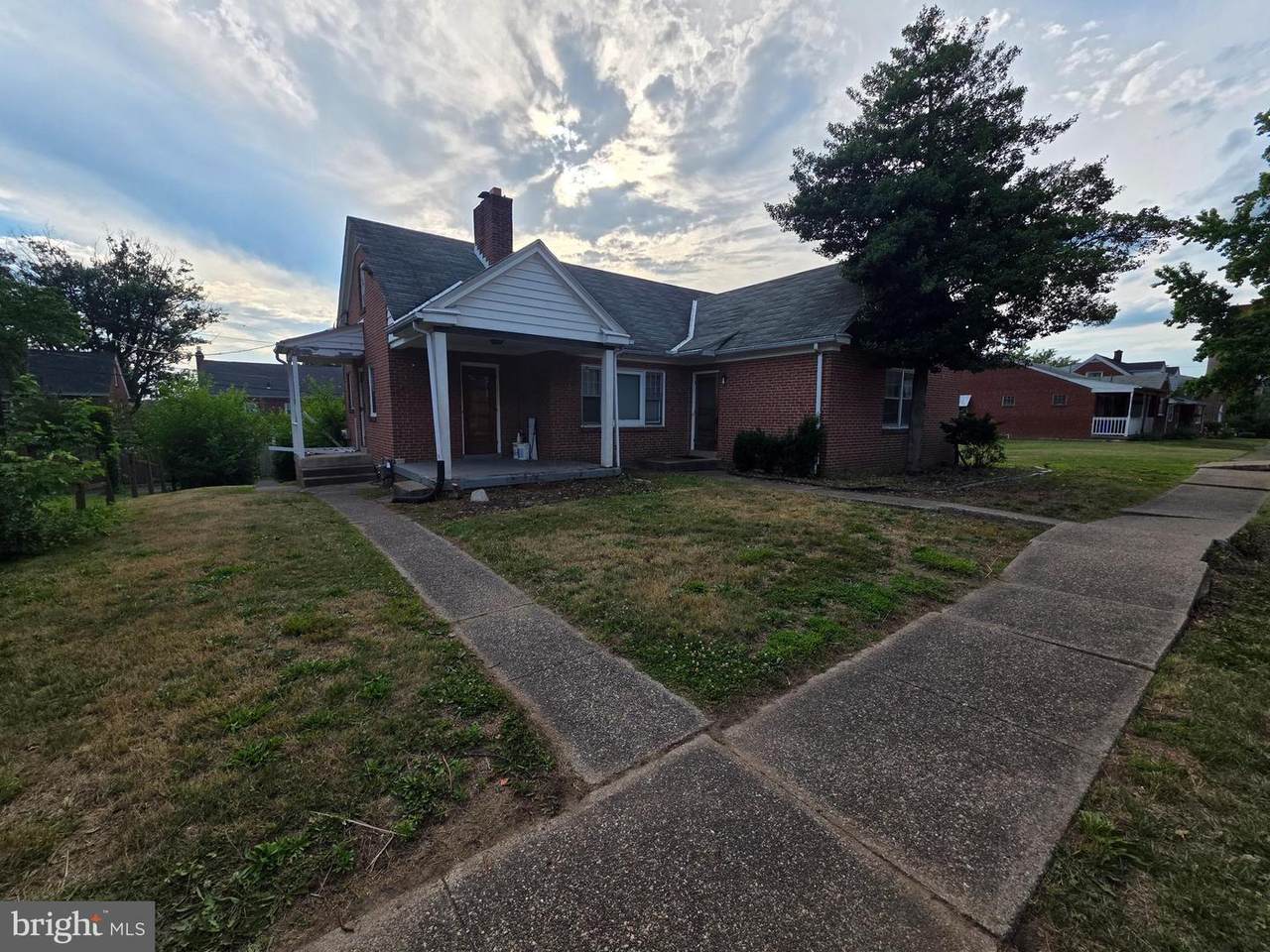 2414 Logan Street - Photo 1