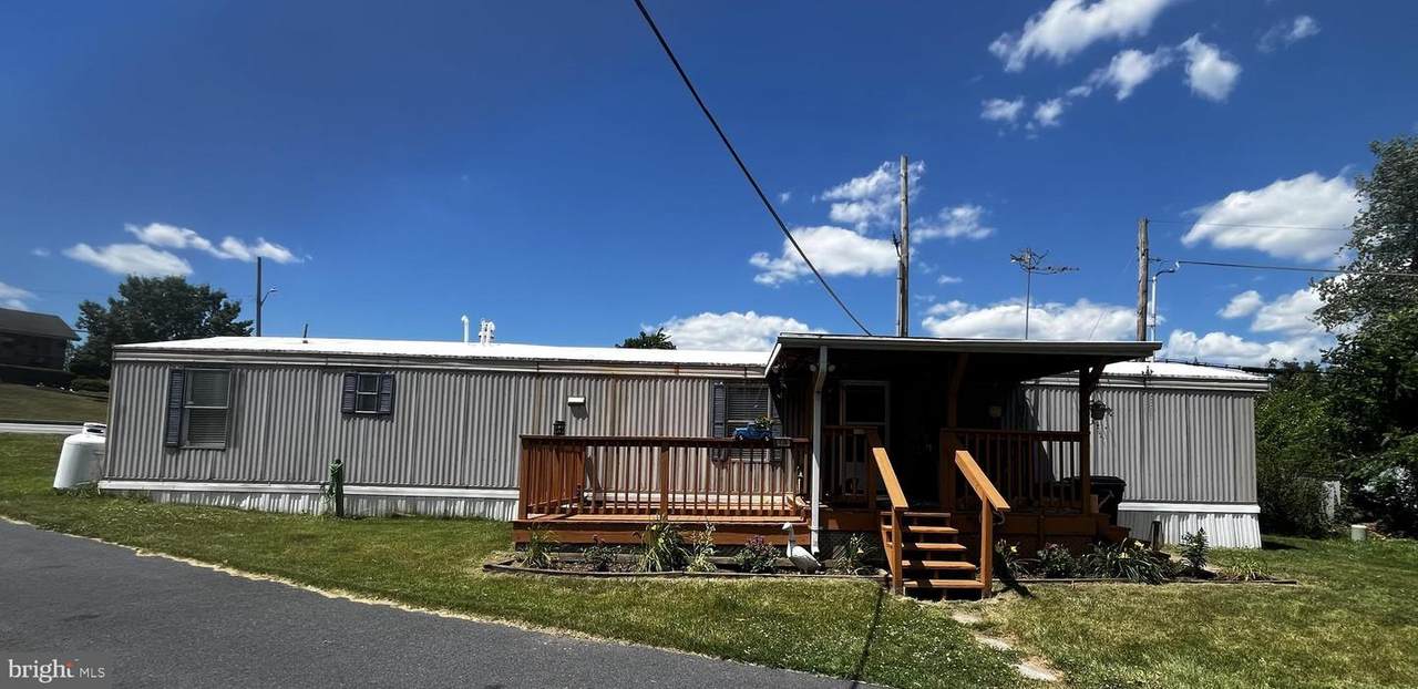 221 Eby Lane - Photo 1