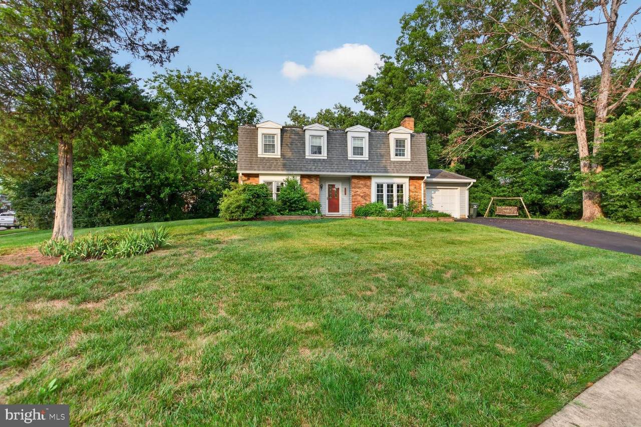 8601 Jackson Avenue - Photo 1