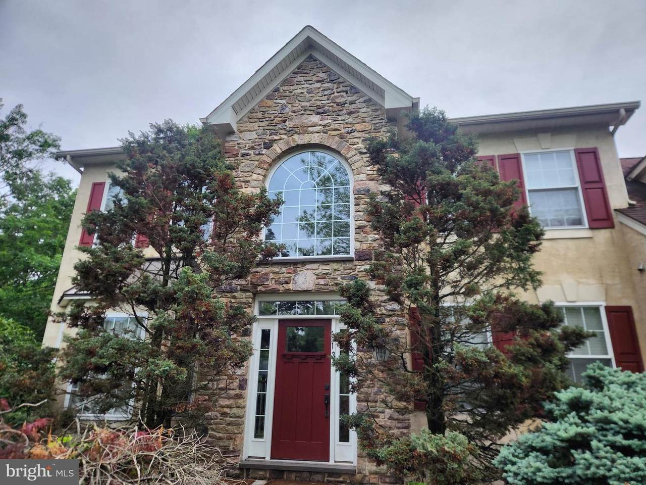 13 Leapson Lane - Photo 1