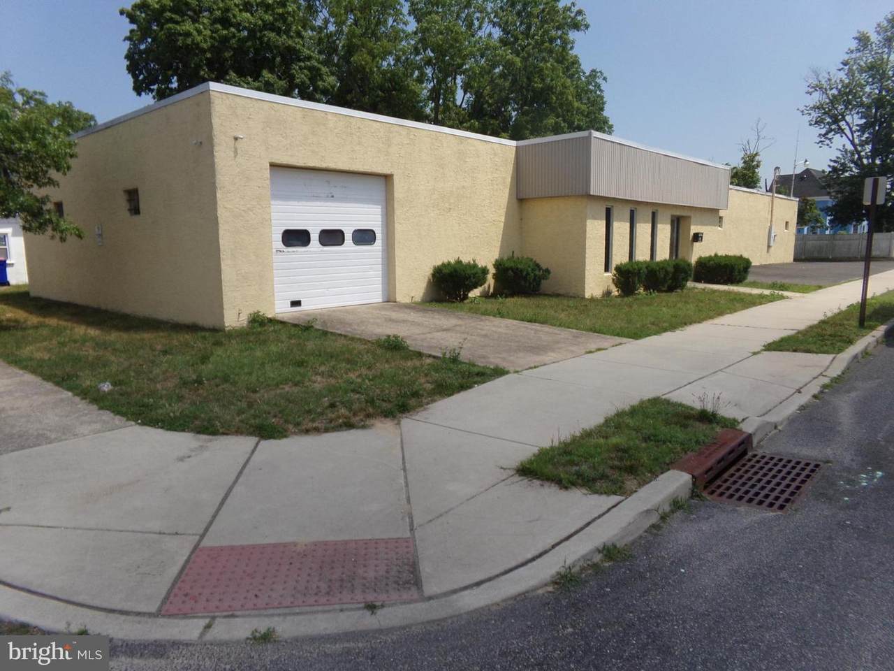25-27 6TH Street - Photo 1
