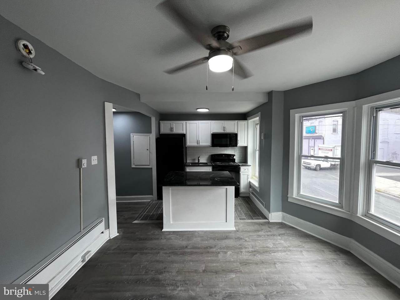 919 Buttonwood Street - Photo 1