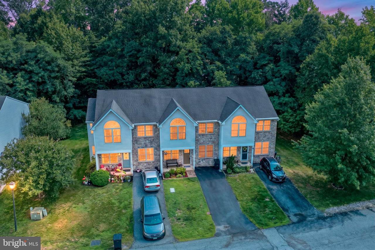 15 Guilford Court - Photo 1