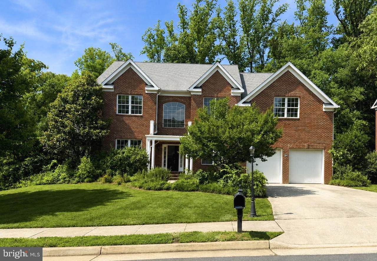 7110 Granberry Way - Photo 1