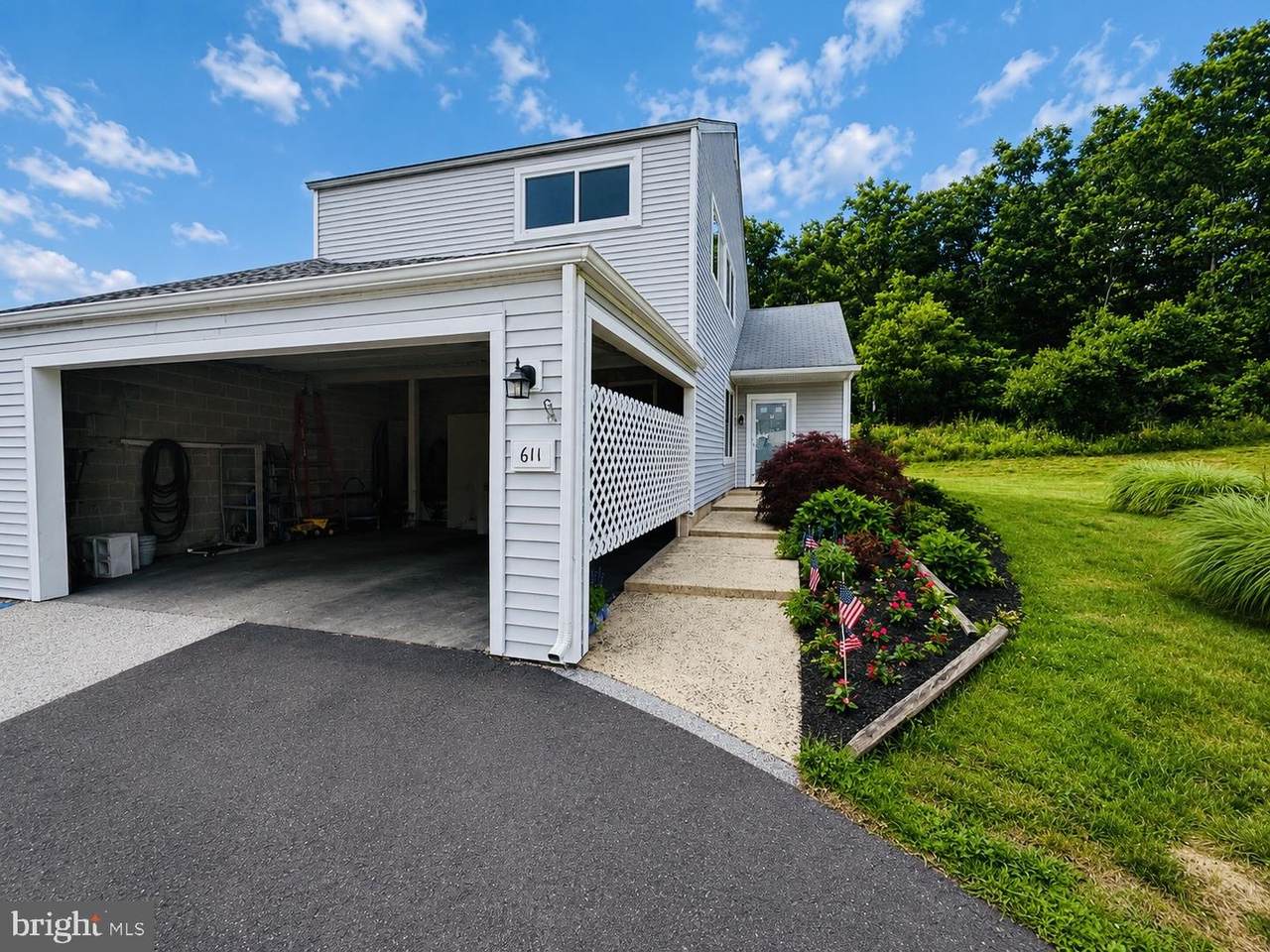 611 Bridge Street - Photo 1