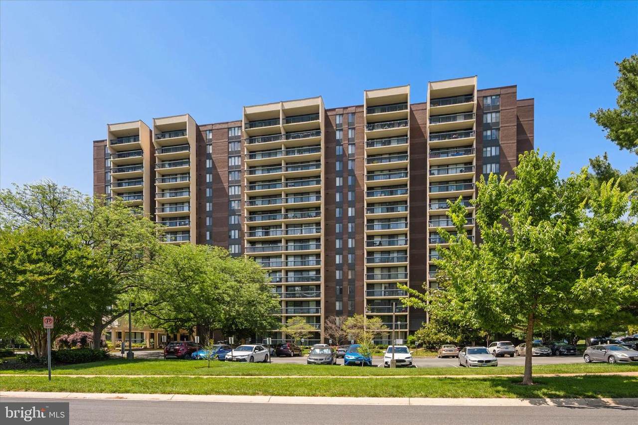 7401 Westlake Terrace - Photo 1